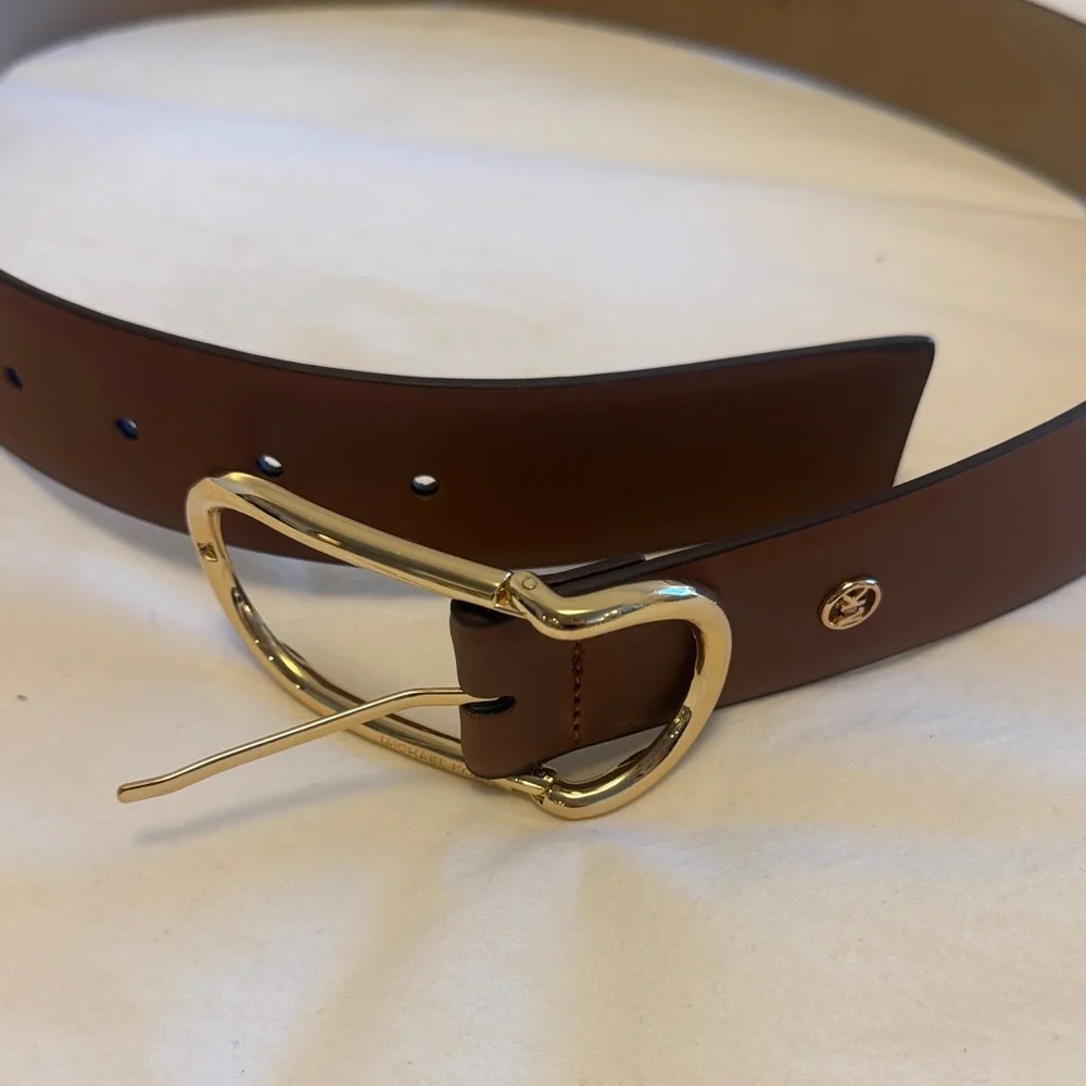 Michael Kors Brown Leather Belt with Gold Buckle - Picture 1 of 6